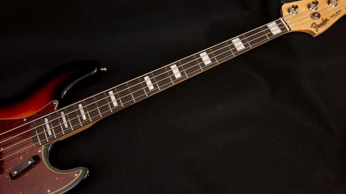 Fender Custom Shop 66 JAZZ BASS New Old Stock - Rosewood Fret Board - 3 Tone Sunburst - 8.65-9.0 pounds - R149009