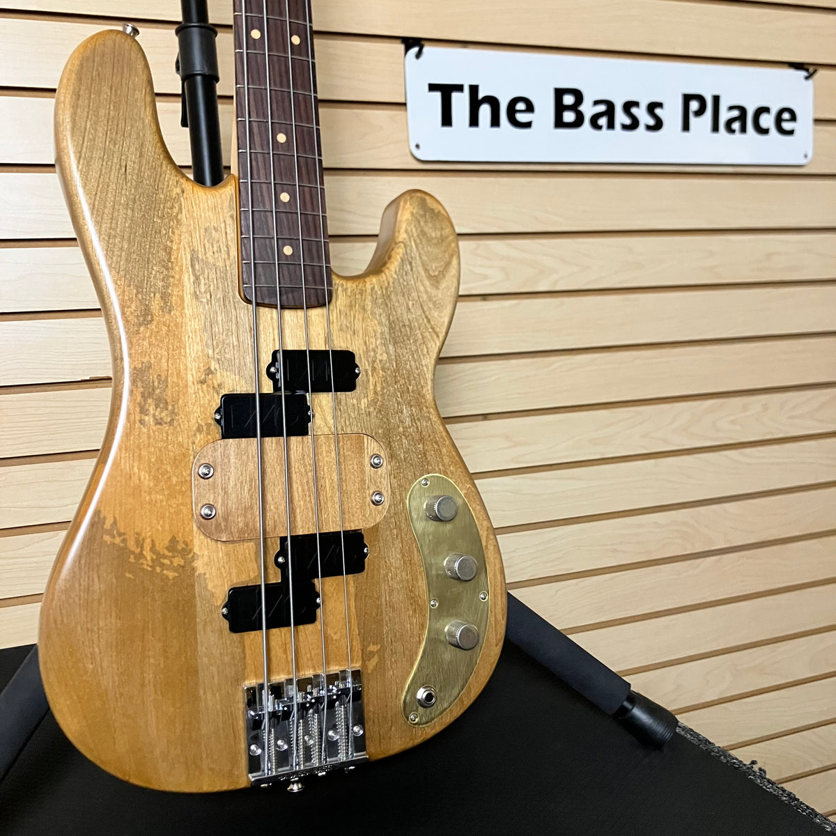 Fender Stories Collection Lee Sklar Precision Bass - Natural - 9.7 pounds - SN# FENDL2600266LS