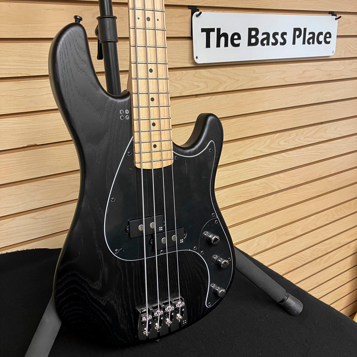 Sandberg California II VS 4 Matt Black Finish /  Ash body / Maple Neck / 7.9 pounds /  50538