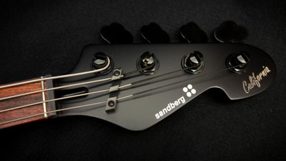 Sandberg California II / TM / Blacklabel PUs / 4-String 34" / Highgloss Marley Blue / Alder Body / Pau Ferro FB / Varied Dot Inlays / Black Head Stock / Black Hardware / Active 2-EQ / Split Switch / Black Pickguard - 8.4 pounds SN 50009
