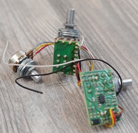 Sandberg EL00035 2-Band EQ Preamp, without Balance